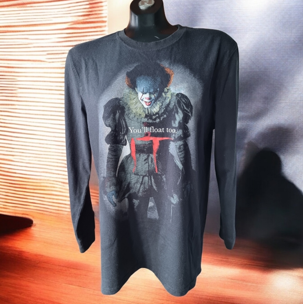 IT 'You'll float too.' Pennywise Horror Movie Long Sleeve Black T-Shirt